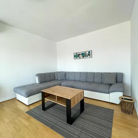 Ska Apartment